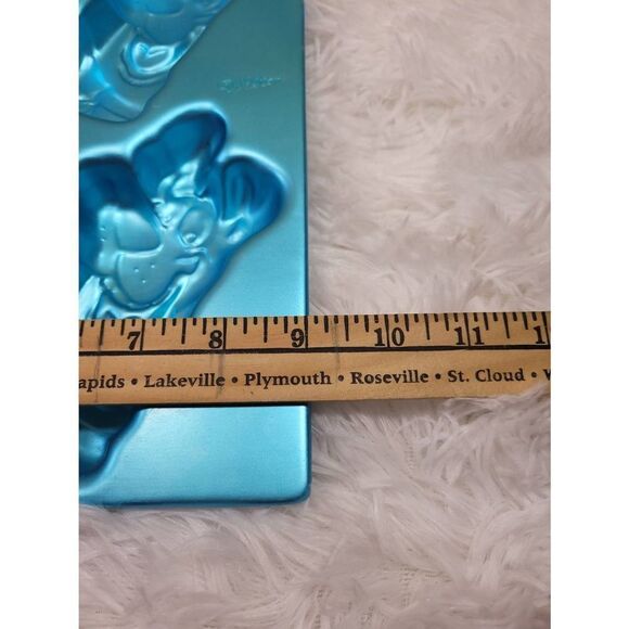 Wilton Aqua Scooby Doo Mold Pan - Picture 4 of 4